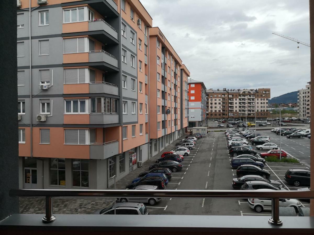 Apartman Gaga Lukavica Екстер'єр фото
