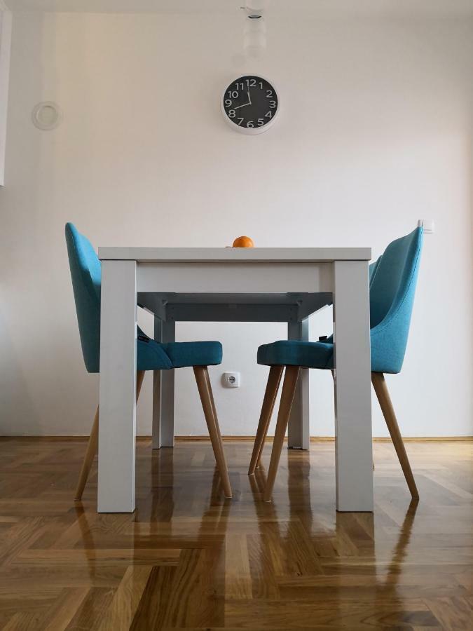 Apartman Gaga Lukavica Екстер'єр фото